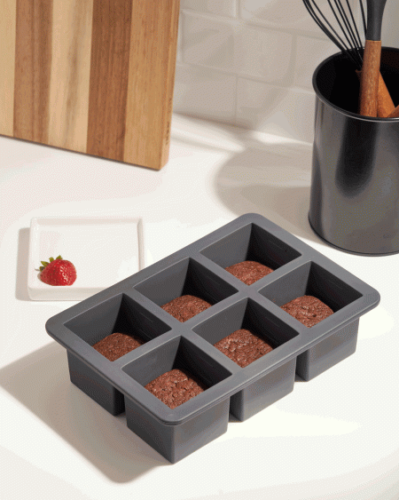 Cup Cubes Freezer Tray - 6 Cubes - Charcoal | W & P